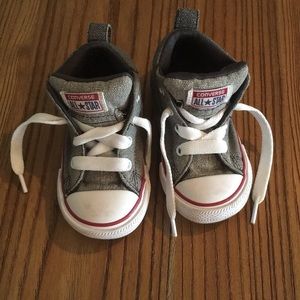 PRICE DROP‼️ Kids Converse Hightop Sneakers